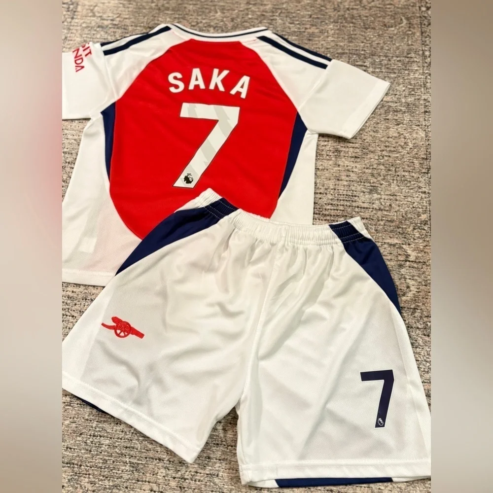 Bukayo Saka youth Soccer Jersey Set Youth Boys Size 2 Piece Jersey & Shorts set